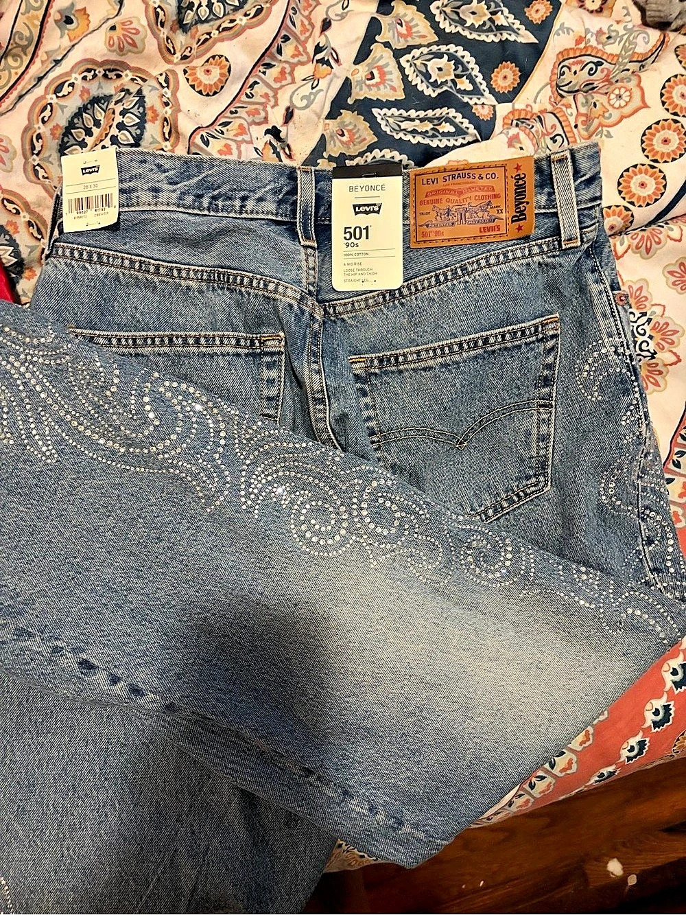 NWT Levi's BEYONCÉ X LEVI'S 501 ' Embellished Jeans Blue Waist 28
